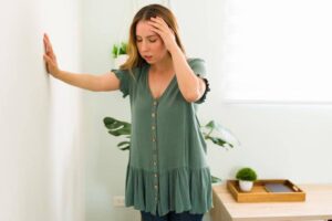 راهنمای کاربردی مراقبت از بیماران مبتلا به سرگیجه مزمن