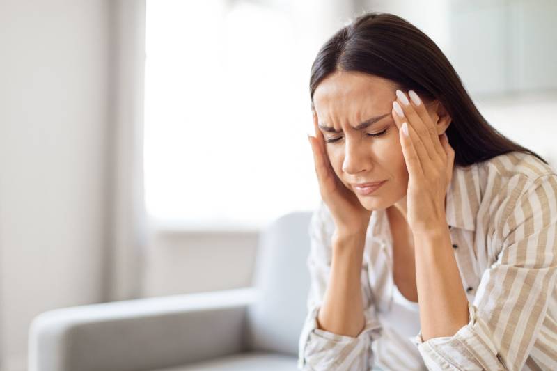 اشتباهات رایج در برخورد با سرگیجه و روش صحیح مقابله