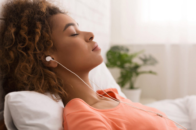 تمرینهای ساده برای بهبود شنوایی در بزرگسالان